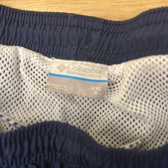 COLUMBIA ⭐️  PFG fishing/swim shorts - Picture 3 of 5